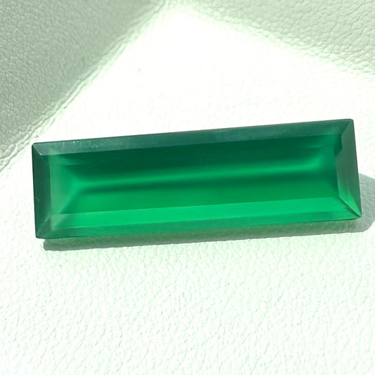 Vibrant Green Chalcedony Baguette 9.15 Ct