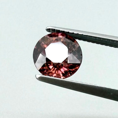 Peach-Pink Zircon Round 1.4 Ct