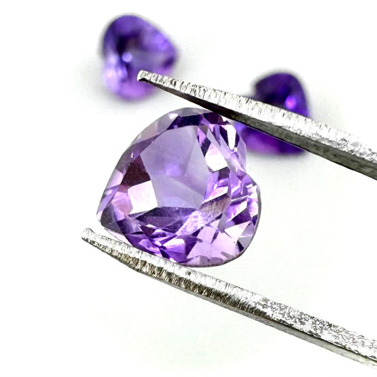 Vibrant Purple-Pink Amethyst Set Heart 3.39 Ct