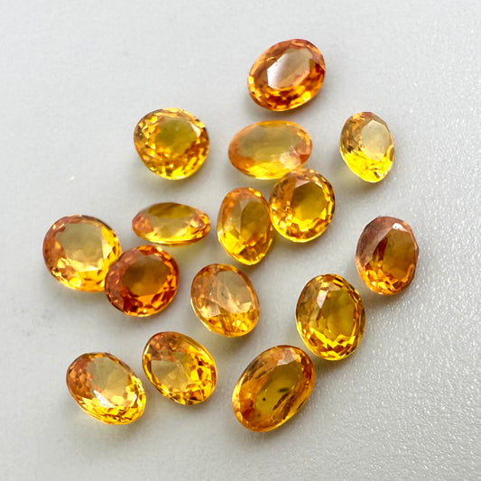 Bi-Color (Yellow, Orange) Sapphire Lot Oval 2.47 Ct