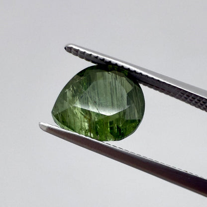 Diopside Pear 2.29 Ct