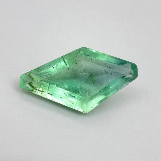 Big Vibrant Turquoise-to-Green Fluorite Fancy 38.87 Ct