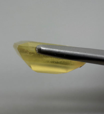 Yellow Fire Opal Emerald cut 3.19 Ct