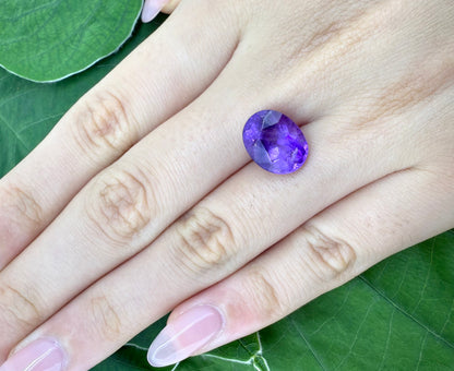 Purple/Pink Amethyst Oval 5.4 Ct
