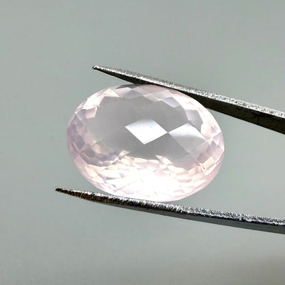 Rose Quartz Oval 12.9 Ct