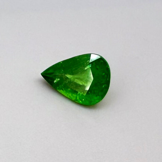 Tsavorite Pear 1.15 Ct