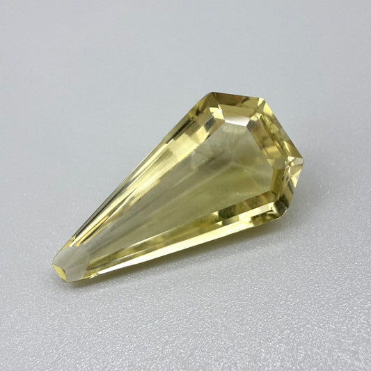 Lemon Quartz Fancy 17.12 Ct