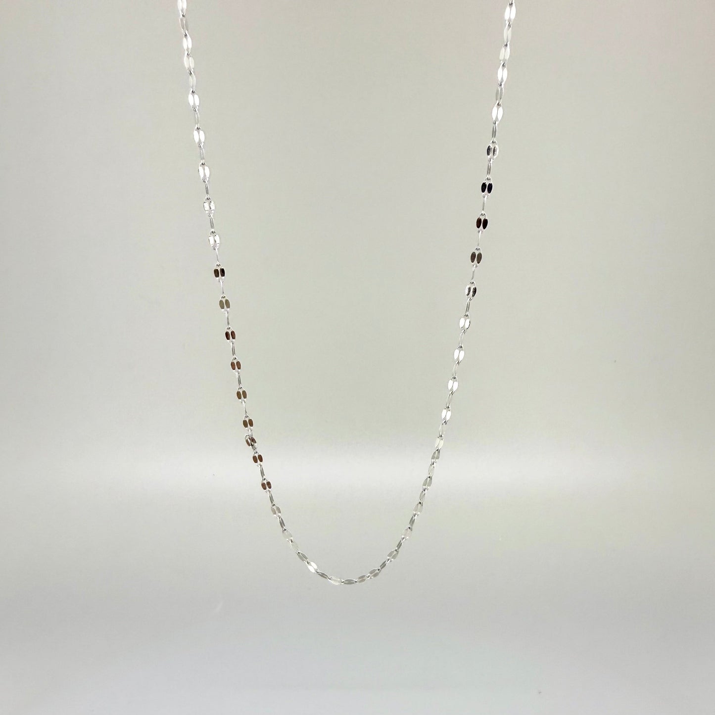 45cm stainless steel chain with polished finish, elegant and durable, ideal for pairing with gemstone pendants.