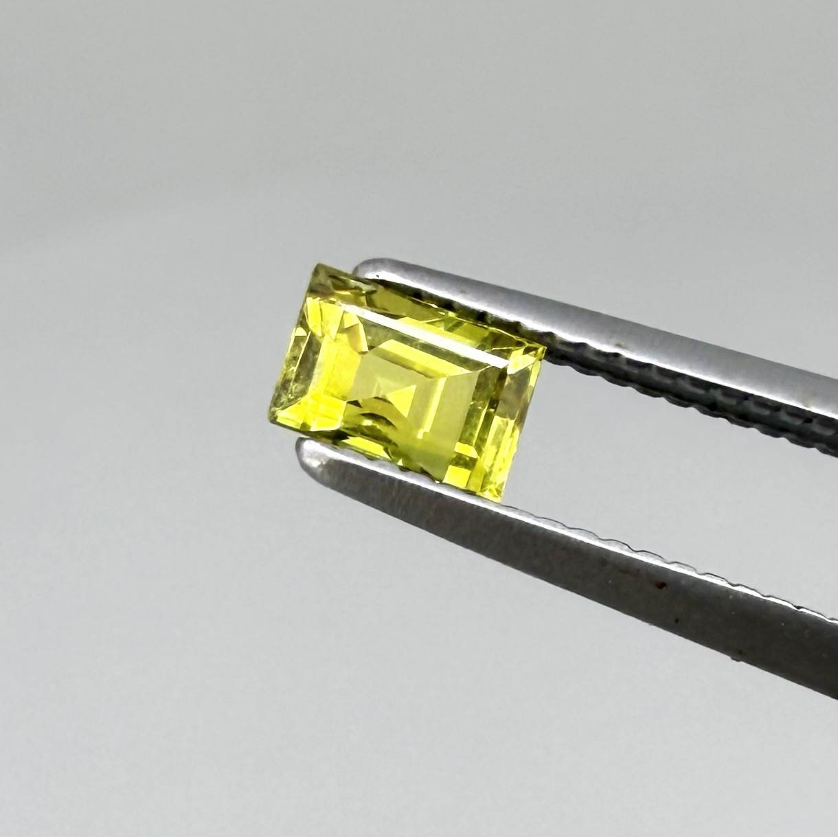 Baguette lemon yellow sapphire from Bangkaja, Thailand with bright vivid color and sharp faceting.