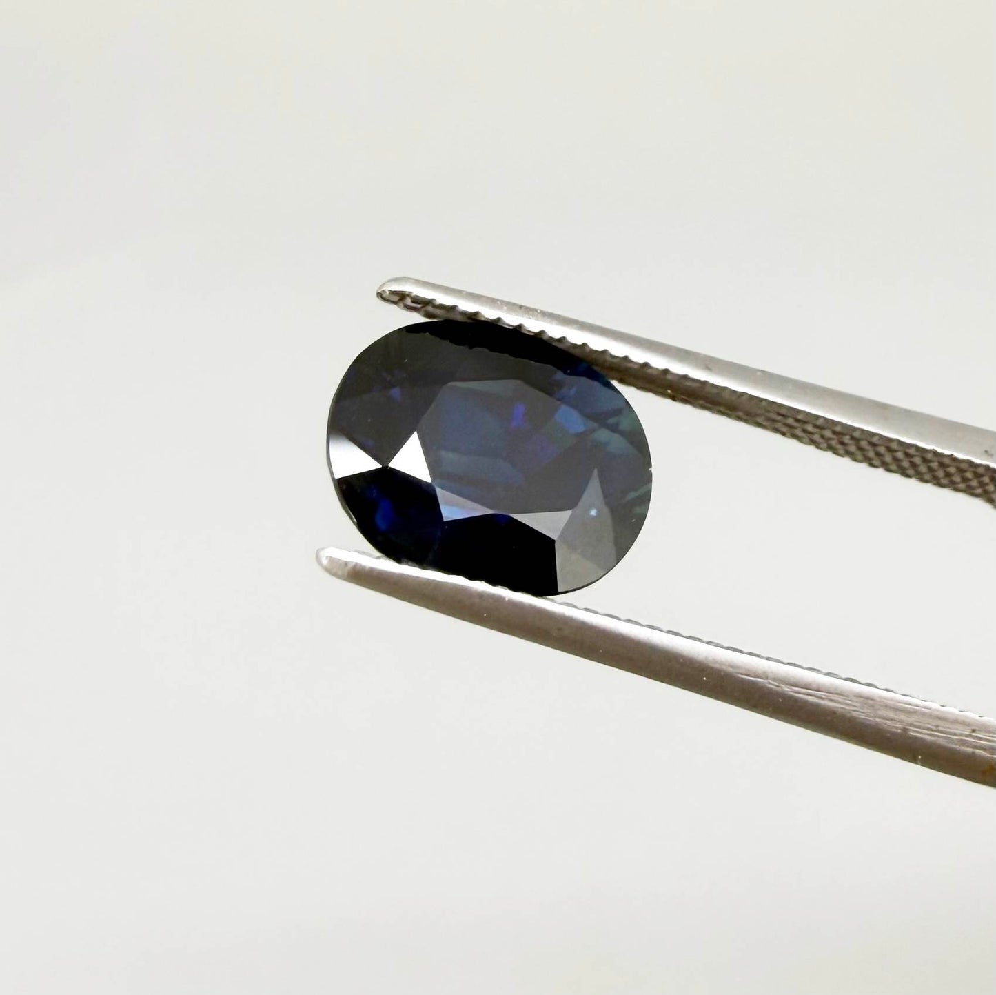 Natural Blue Sapphire gemstone oval cut