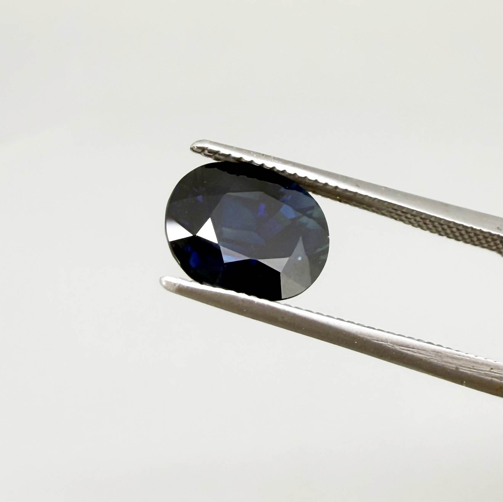 Natural Blue Sapphire gemstone oval cut