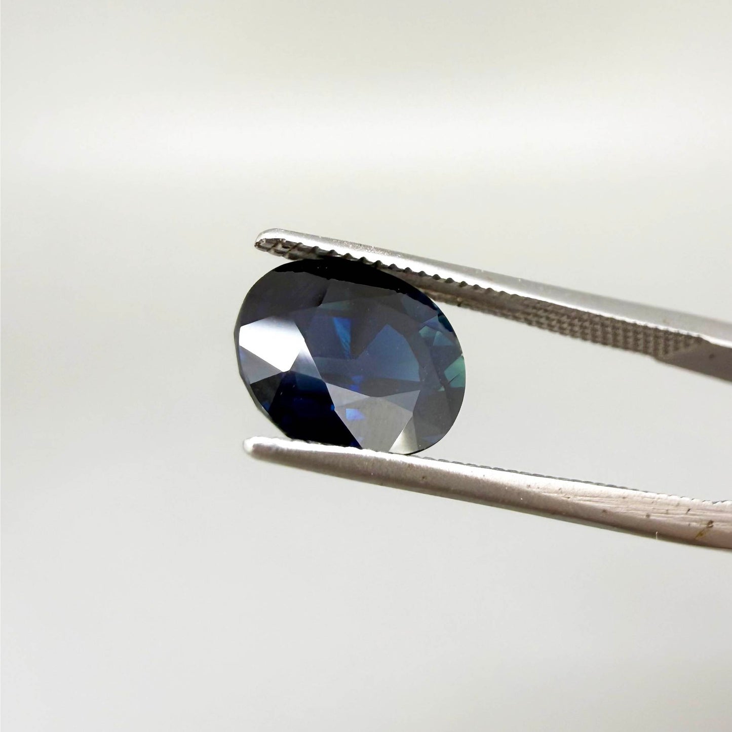 Natural Blue Sapphire gemstone oval cut