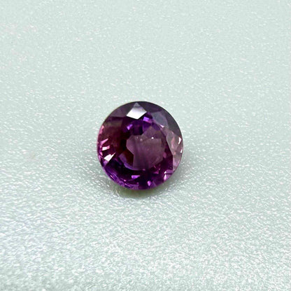 Natural Pinkish Purple Sapphire gemstone round