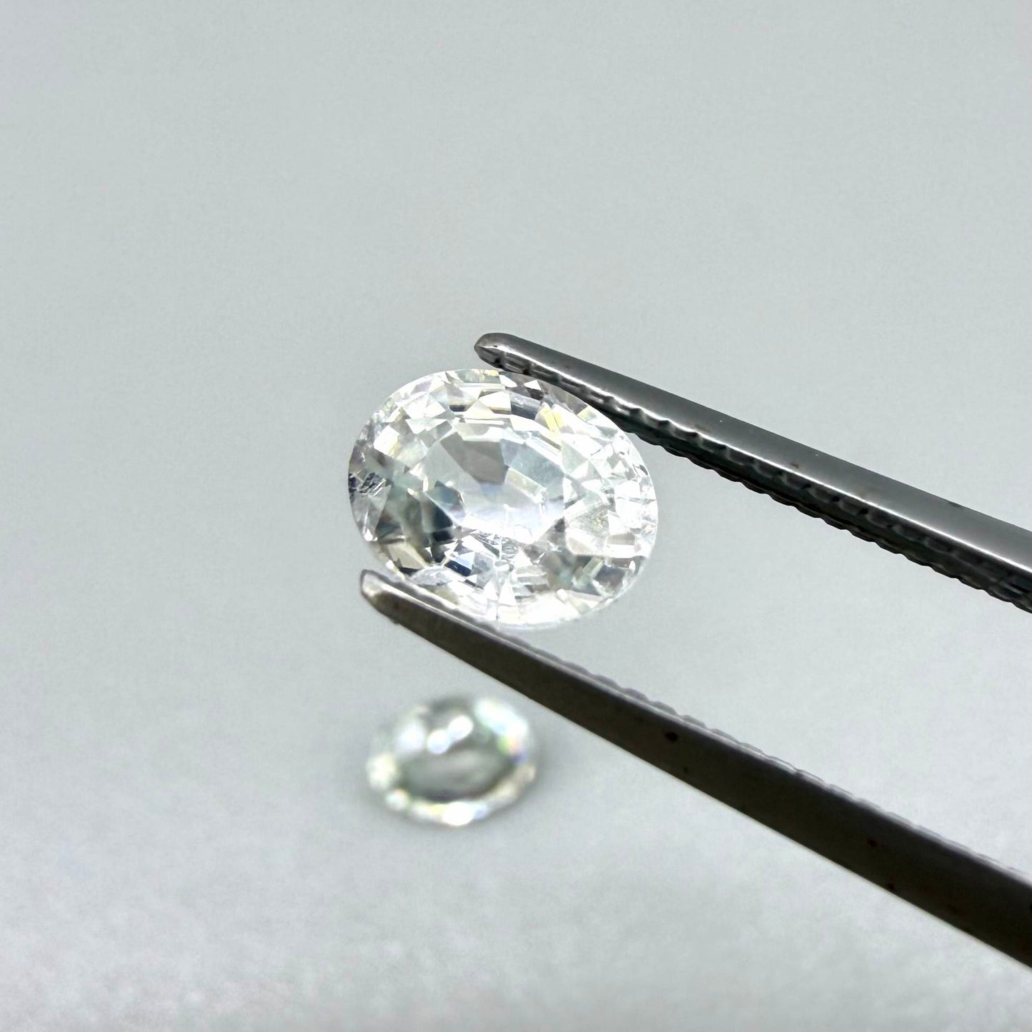 Natural White Blue Aquamarine gemstone set, oval cut 