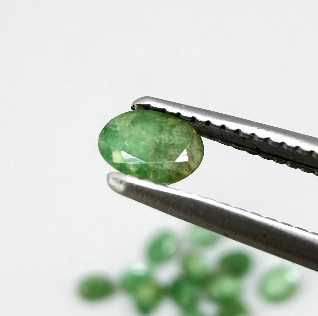 2.3 ct natural emerald lot from Zambia, oval stones 