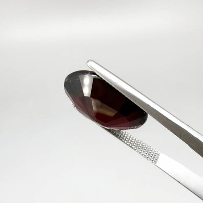 9.63 ct purplish-red pyrope garnet with rich natural color