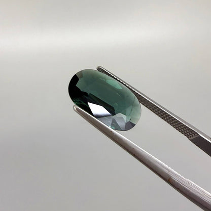 Loose Green Tourmaline gemstone, oval shape