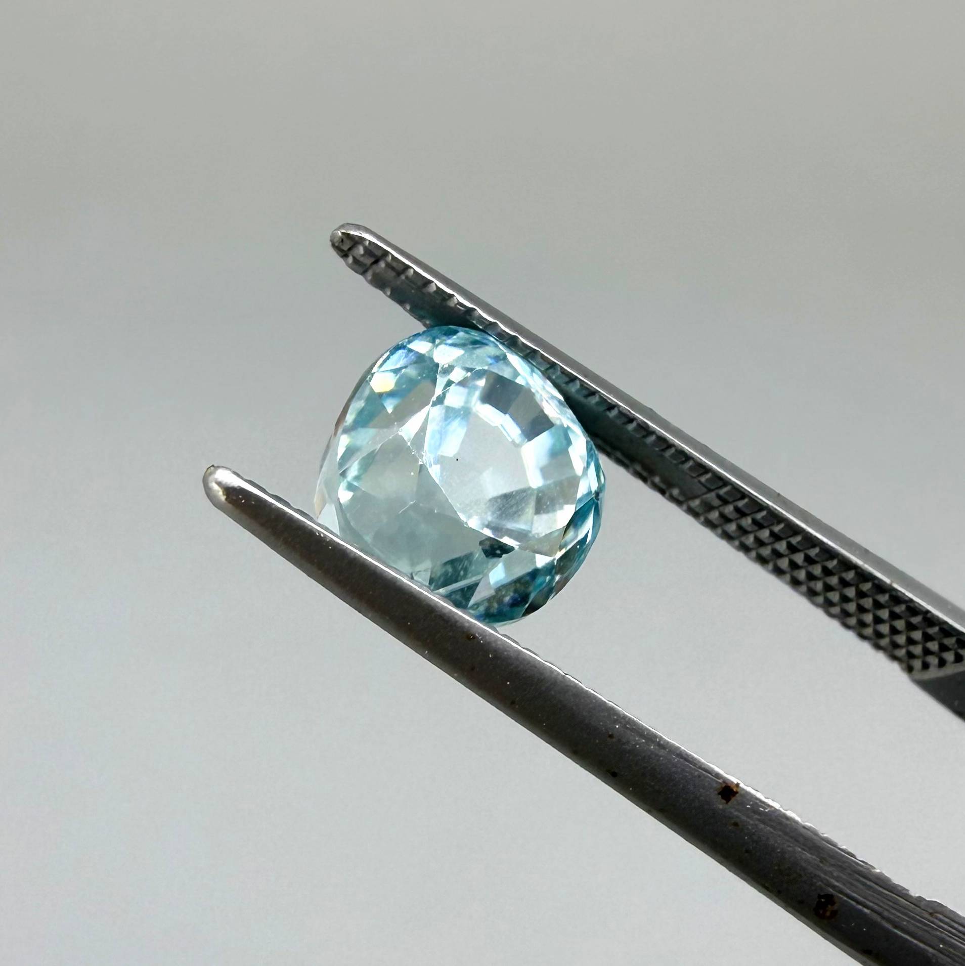 Natural Blue Zircon gemstone, round