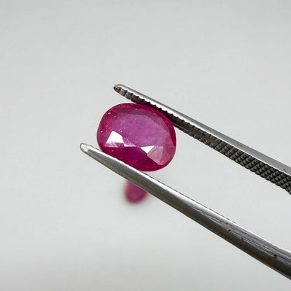 Natural Ruby Pair 4.43 ct from Mozambique – matching oval faceted pinkish-red gemstones