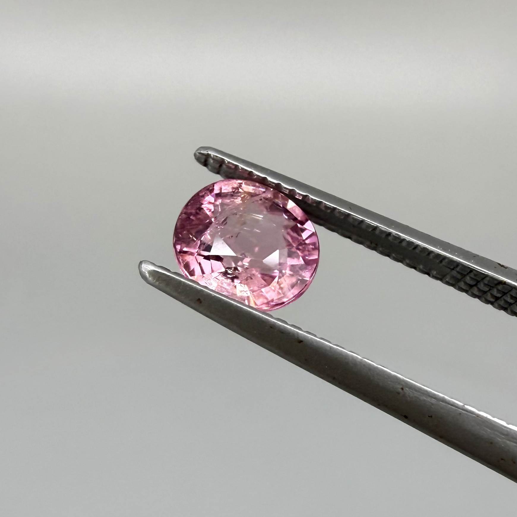 Natural untreated rich pink tourmaline, 0.73 ct round cut from Nigeria with rich pink colour, eye-clean clarity and lively brilliance