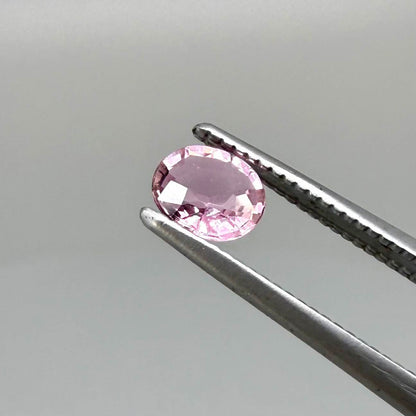 Natural untreated pink tourmaline, 0.31 ct round cut from Nigeria with soft pink colour and lively brilliance.