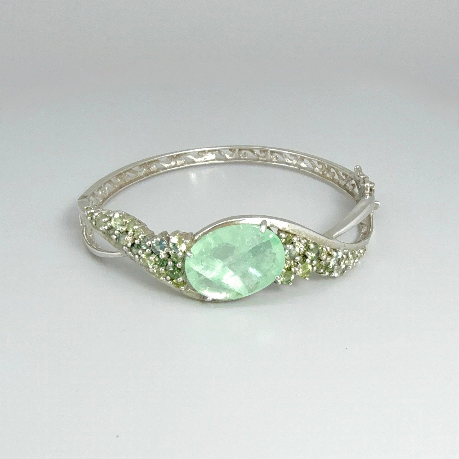 Fluorite and sapphire silver bangle plated in white gold