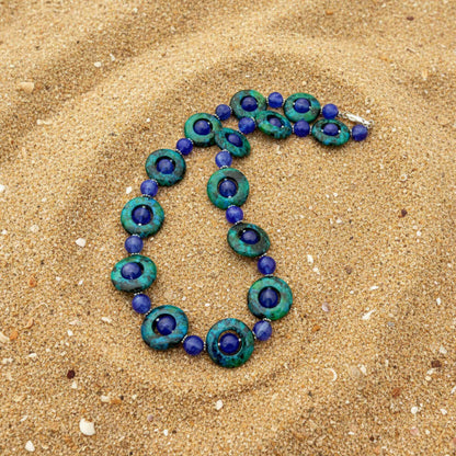 Chrysocolla and quartz beaded necklace in blue and green tones, 44 cm.