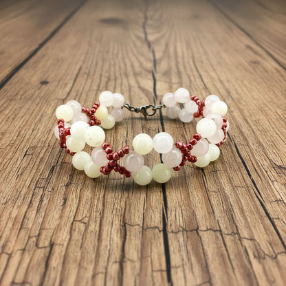 Rose quartz jewelry set with necklace and bracelet, featuring pink and red floral beads, necklace 42 cm / 16.5 in, bracelet 18 cm / 7.1 in.