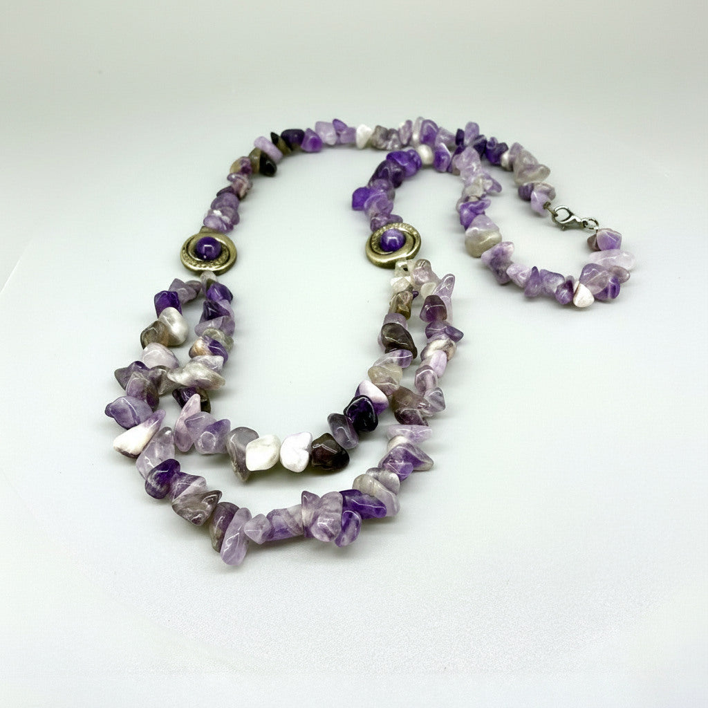 Handcrafted amethyst chip necklace in lilac and violet tones, 48 cm.