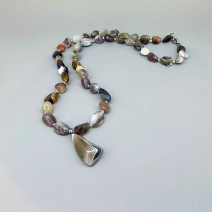 Agate Beaded Necklace