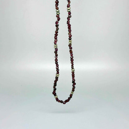 Garnet and hematite beaded necklace, 41 cm / 16.1 in.