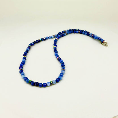 Blue jade and hematite necklace, 42 cm