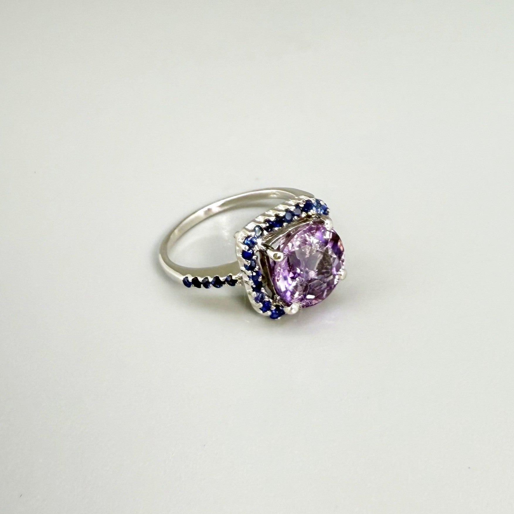 Ring Amethyst Sapphire silver white gold plated