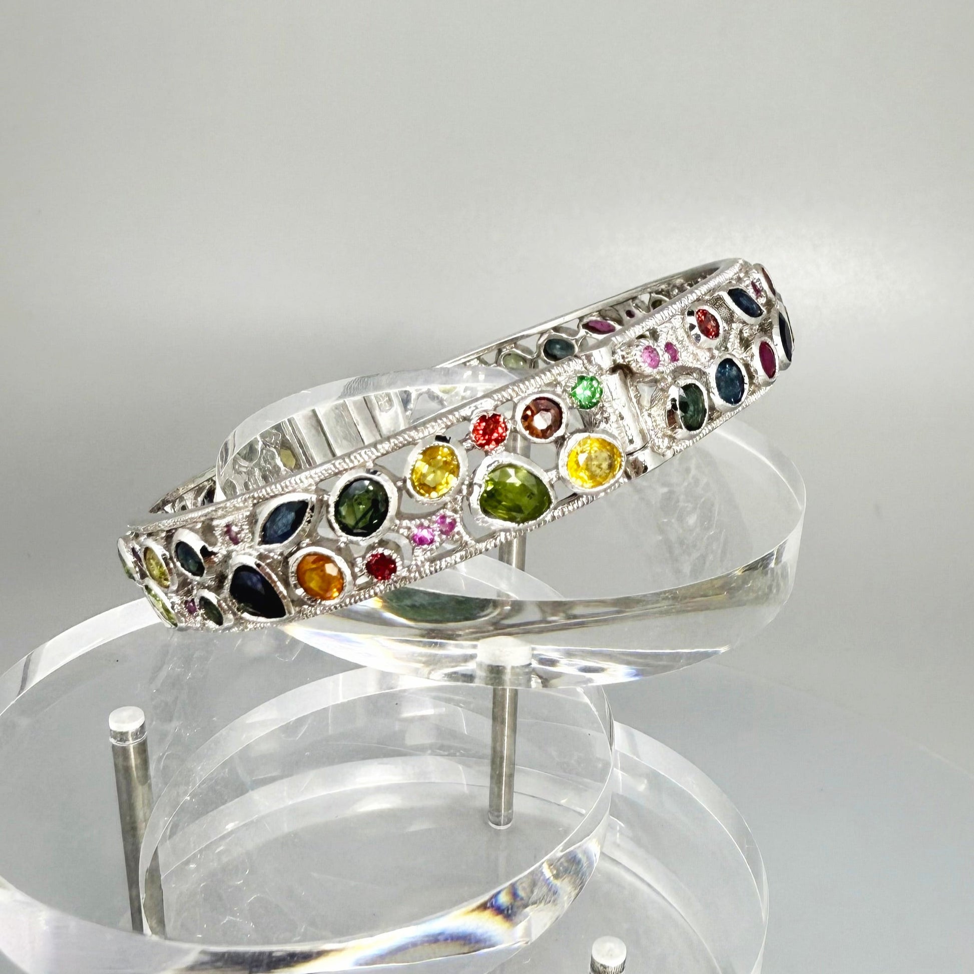 White gold plated silver bangle with  Sapphire multicolor 