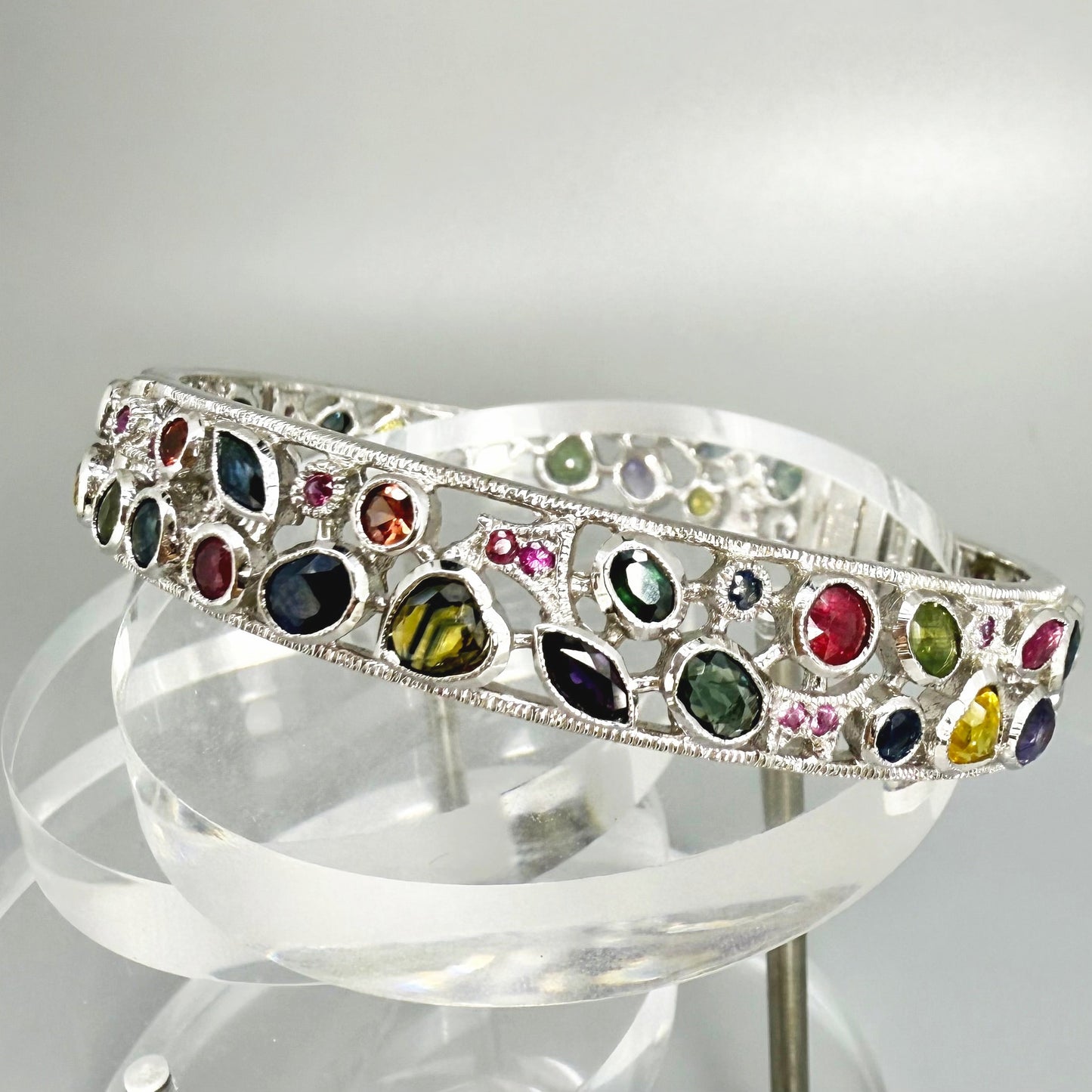 White gold plated silver bangle with  Sapphire multicolor 