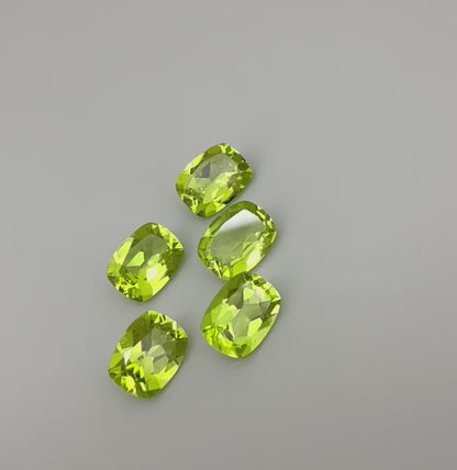 Yellow Green Peridot Lot Cushion 6.6 Ct