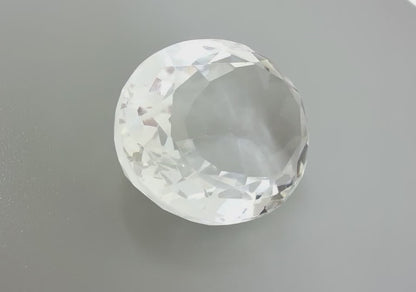 Huge Chrystal White Quartz Oval 69.87 Ct
