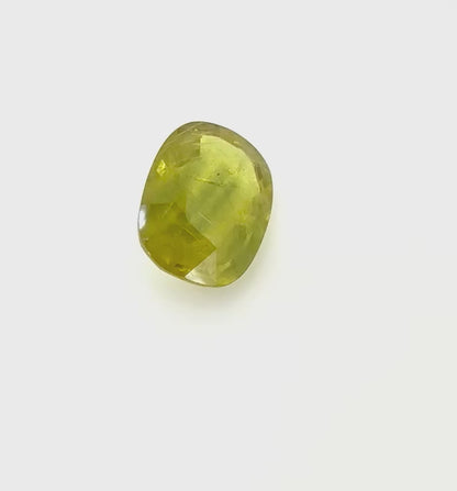 Bi-Color (Yellow Green) Sapphire Cushion 4.55 Ct