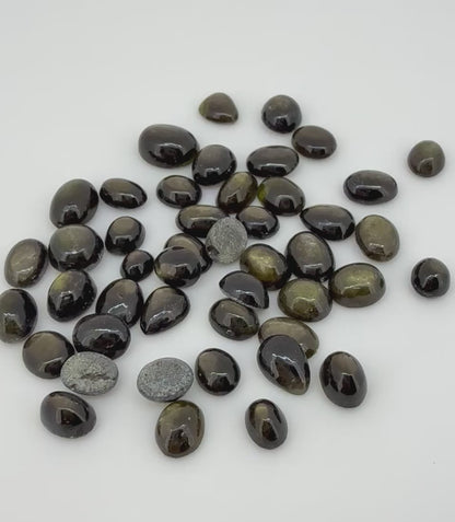Golden-Brown Sapphire Lot Cabochon 86.25 Ct