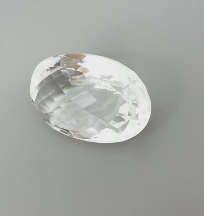 Huge Chrystal White Quartz Oval 67.9 Ct